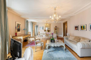 GuestReady - Séjour vintage dans le 8e arr.